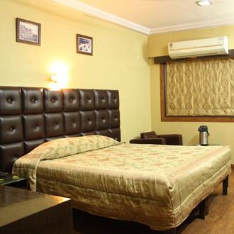 Hotel Highway Inn (Complimentary Wi-Fi), Mumbai 3